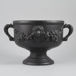 1332 7476 GARDEN URN